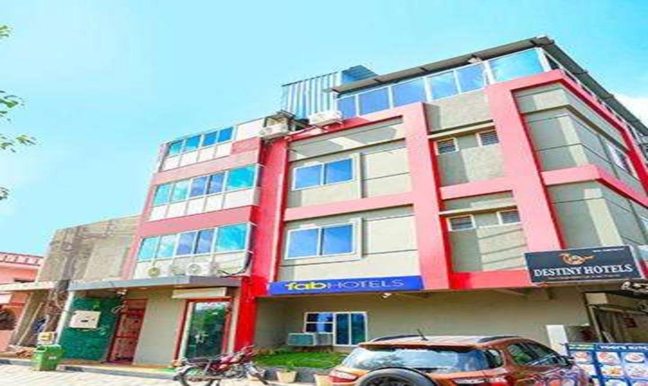 Fabhotel Fortune Residency Индор Екстериор снимка
